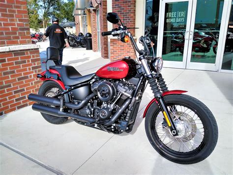 Pre-Owned 2018 Harley-Davidson Street Bob in Palm Bay #035175 | Space Coast Harley-Davidson