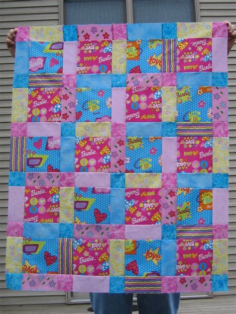 jovaliquilts: Barbie Quilt