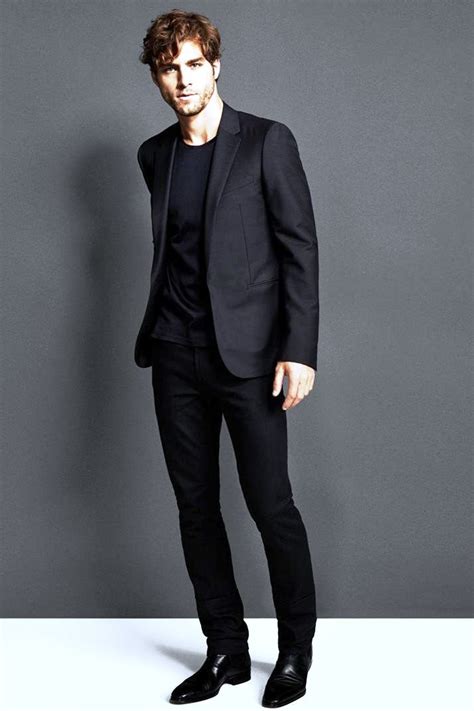 30 Black Suit Fashion Ideas For Men To Try