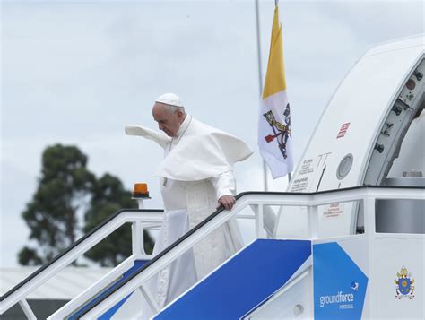 Where else will Pope Francis travel in 2021? | America Magazine