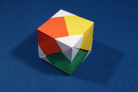 Pyramid Vertex Module (PVM) - Origami by Michał Kosmulski