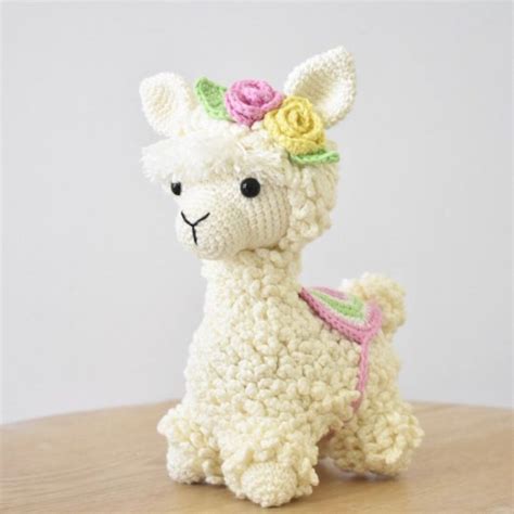 The Sweetest Little Crochet Alpaca! - crochet envy