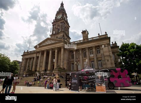 Bolton town hall hi-res stock photography and images - Alamy