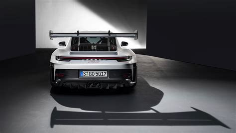 Purpose-built for performance: the new Porsche 911 GT3 RS - Porsche Newsroom