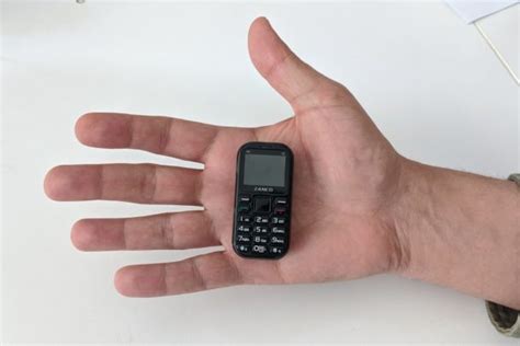 Meet The World’s Smallest 3G Phone – The Zanco T2