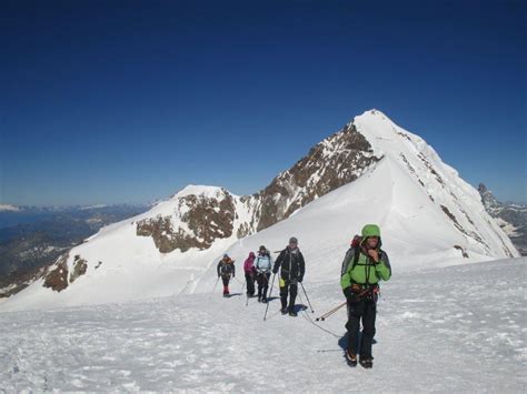 CAPANNA MARGHERITA m 4554 - IL RIFUGIO PIU' ALTO D'EUROPA