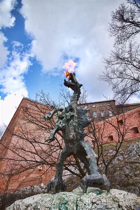 Wawel Dragon by ThorBet on DeviantArt