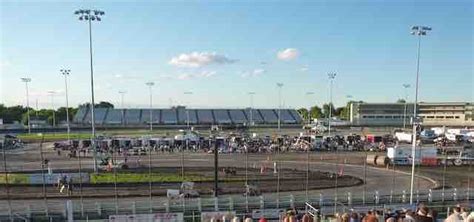 Knoxville Raceway – Randy Lewis