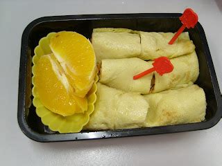 Emily's Cooking (Makan2) Foray: Egg Roll Snack Bento