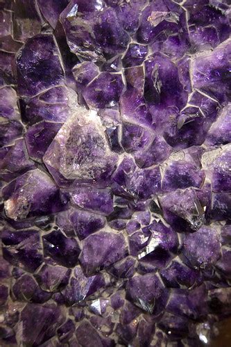 Amethyst crystal | Berlin 2012 | Thomas Quine | Flickr