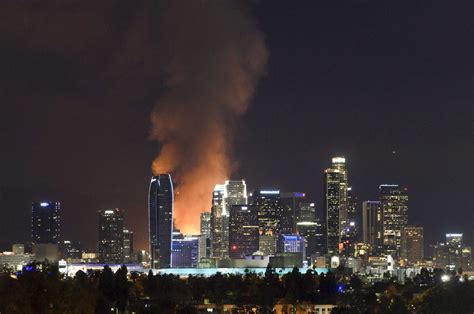 Los Angeles: Large Fire Illuminates Downtown L.A. Skyline | Time