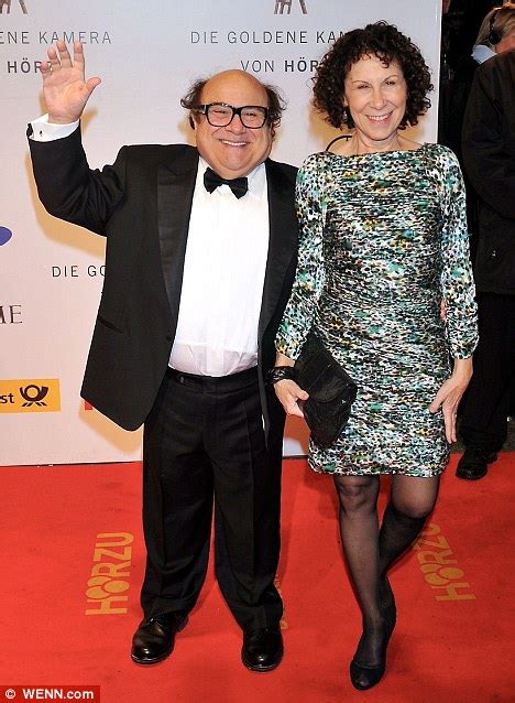 Danny DeVito divorce: Did Rhea Perlman end 30 year marriage because of his flirting? | Daily ...