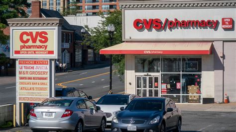 CVS Makes $8 Billion Bet on the Return of the House Call - The New York Times