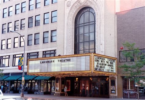 45 HQ Photos Landmark Movie Theater Nyc : Loew's Jersey Theatre: A ...