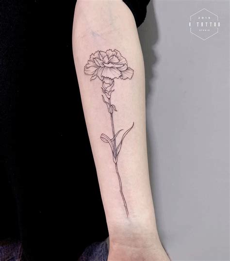 27 Beautiful Carnation Tattoo Ideas and Their Symbolism | Carnation tattoo, Pattern tattoo ...