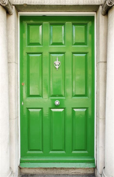 8 Unusual Colors You Haven't Considered For Your Front Door (But ...