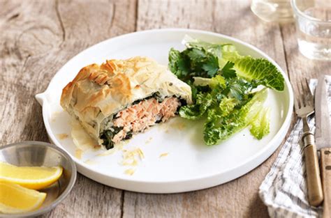 Salmon and Spinach Filo Parcels | The Ideas Kitchen