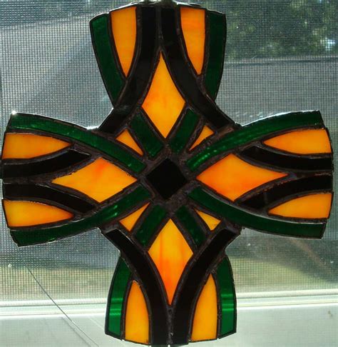 Celtic Cross Stained Glass | Stained glass patterns, Mosaic glass ...