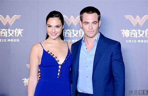 PHOTOS: Wonder Woman Cast Visits Shanghai for Premiere – Thatsmags.com