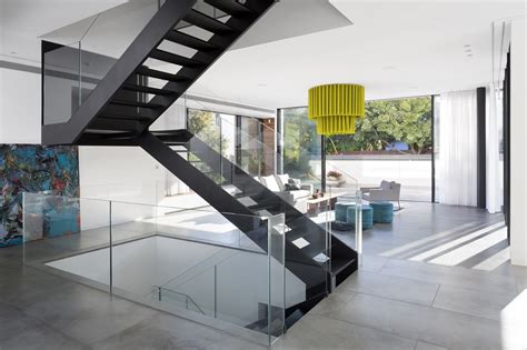 Simple modern house with an amazing floating stairs – Architecture ...