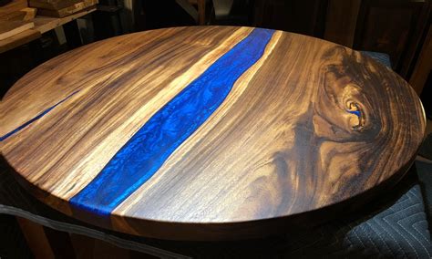 Blue epoxy river round coffee table – R-Home Furniture