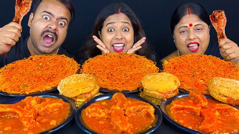 Indian Eating Show - Spicy Chilli Momo, Chicken Burger, Noodles Street ...