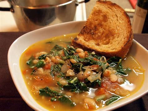 Italian White Bean and Kale Soup | Coseppi Kitchen