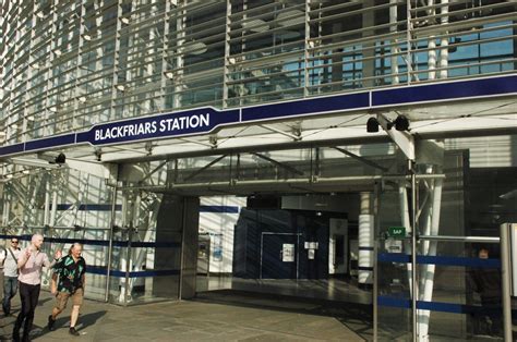 London Blackfriars Railway Station (BFR) - The ABC Railway Guide