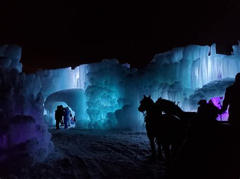 Winter Sleigh Rides and Horseback Riding in Heber Valley