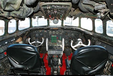 Lockheed L-049 Constellation - cockpit of the N9412H (cn 2072) - picture taken in 2005 at ...