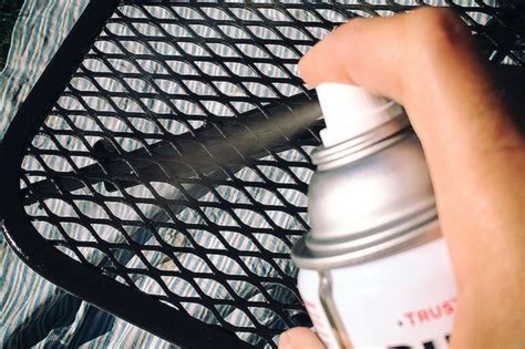 Best Reflective Spray Paint - Your Guide to Finding Reflective Paint