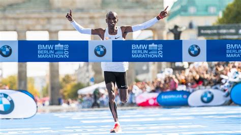 Eliud Kipchoge sets new world record in Berlin Marathon win - ESPN