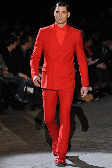 Lacroix the Beauty Blog: Givenchy Men's RTW Fall 2012 Look: Bold and ...