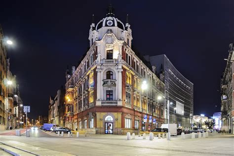 Katowice - Obraz na płótnie - Katowice centrum - Spodek | Obraz na ... _ Great savings on hotels ...