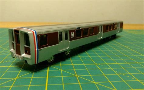 2 Walthers HO Scale DC Metro Subway Cars Powered & Dummy - Blue Line ...