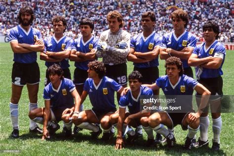 Team Argentina line up during the Quarter-Final FIFA World Cup 1986 ...