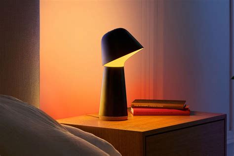 Philips Hue's Twilight Lamp Brings the Sunrise to Your Bedside