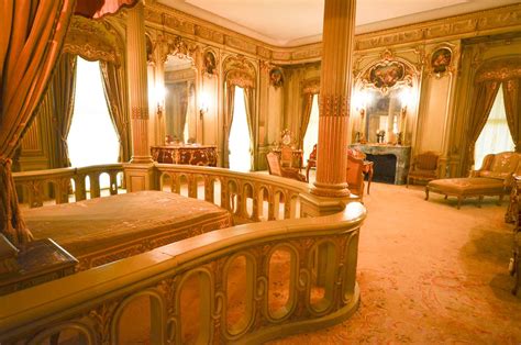 Vanderbilt Mansion - bedroom - Hyde Park, NY - Albany Kid Family Travel