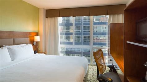 Book Your Best Stay at Our Hotel in Midtown NYC | Hilton Garden Inn