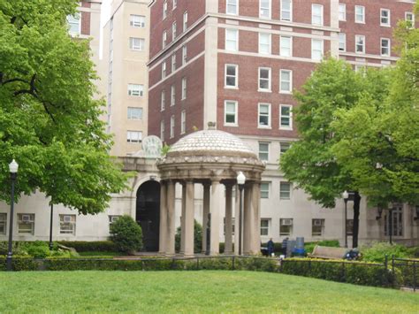 Columbia University - Magellan College Counseling