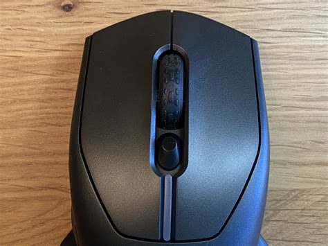 Alienware Wired/Wireless Gaming Mouse (AW610M) Review | PCMag