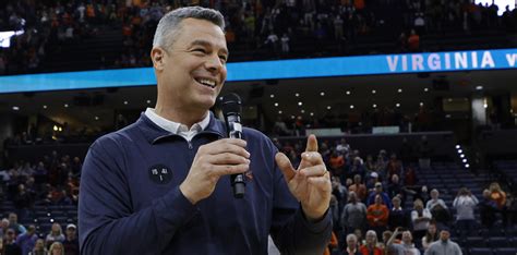 Tony Bennett Becomes Winningest Coach in Virginia Men's Basketball ...