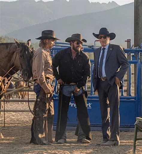 Great News, 'Yellowstone' Fans! The Dutton Family Is Heading to CBS ...