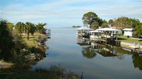 Florida Vacation Rentals - Horseshoe Hideaway | Horseshoe Beach Real Estate