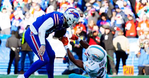 Buffalo Bills Blunder WATCH: Josh Allen Fumble Scooped by Miami Dolphins for Go-Ahead TD ...