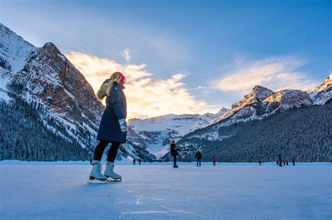 Lake Louise Ice Skating: Everything You NEED to Know (2024)