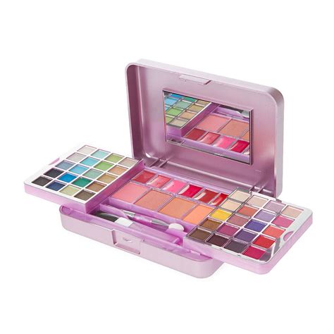 Claire S Makeup Collection - Mugeek Vidalondon