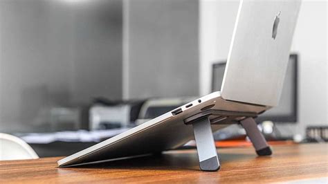 Best Macbook Pro Accessories to Buy in 2020 - Gadget Flow