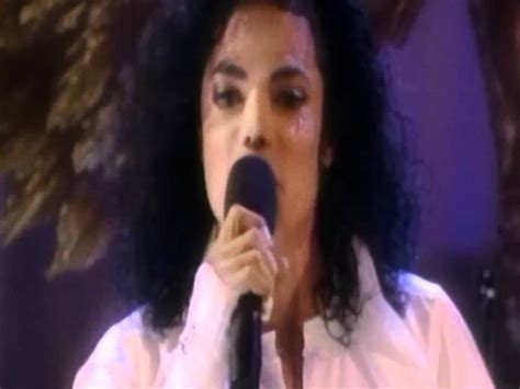 Michael Jackson Crying Live(100%Real Must See) - YouTube