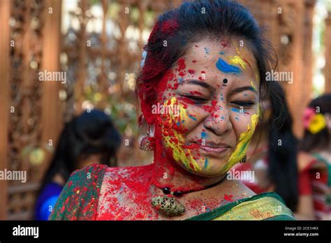 Young Indian people celebration Holi festival in India Stock Photo - Alamy